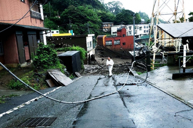 神戸国際支縁機構、熱海土石流の被災地訪問　支援物資届ける