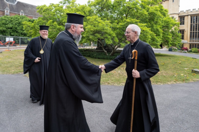 カンタベリー大主教、ウクライナ正教会の首座主教と会談　総会で平和構築訴え