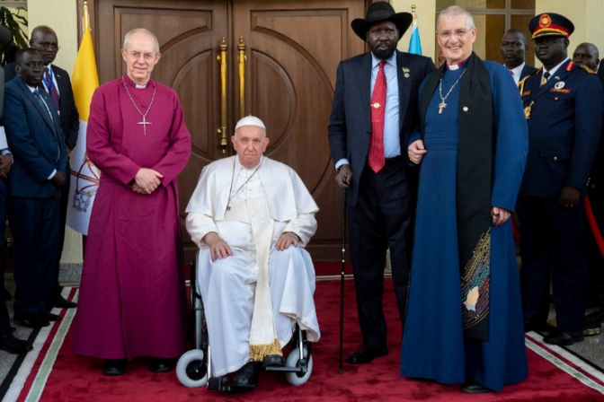内戦で４０万人死亡の南スーダン、教皇ら３教会のトップが「平和のエキュメニカル巡礼」