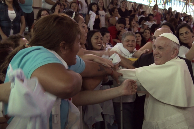 映画「旅するローマ教皇」　９年間で５３カ国を訪問した教皇の旅路が世界に問いかける