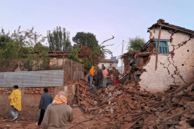 ネパール地震、１５０人余りが死亡　少なくとも２０教会が倒壊