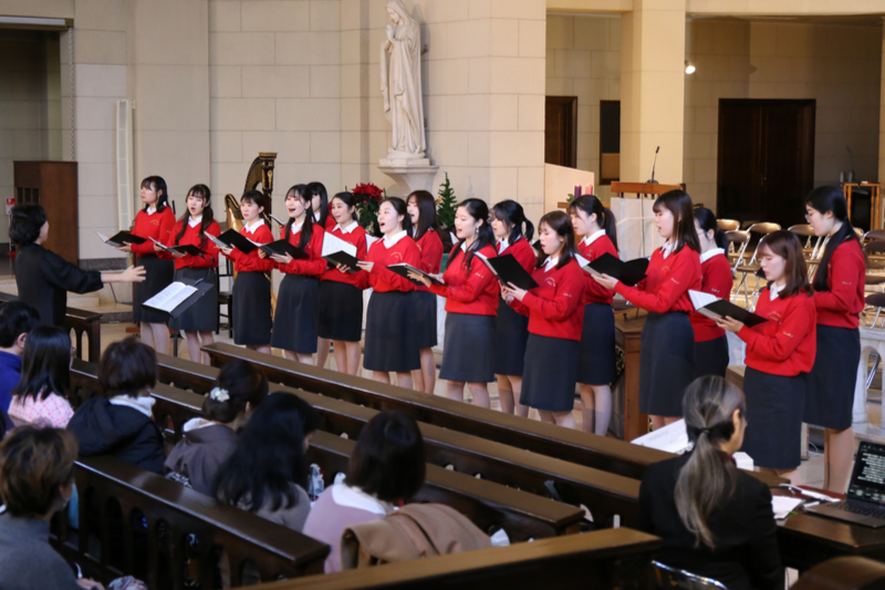 聖堂に響く「クリスマス・オラトリオ」　聖心女子大学、創立７５周年記念し特別演奏会