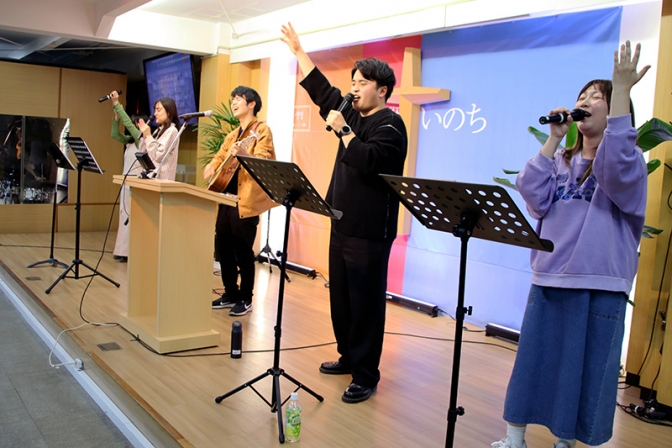 関西の教会にリバイバルの炎を　賛美集会「愛帯」、大阪で本格始動