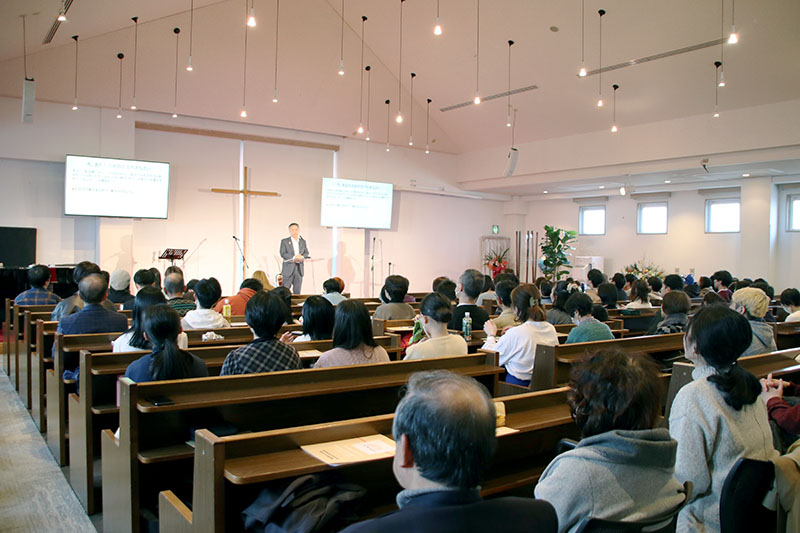 歴史に残る大リバイバルを　２４０人が教派超え祈り、ユース祈祷会「アウェイク」初開催