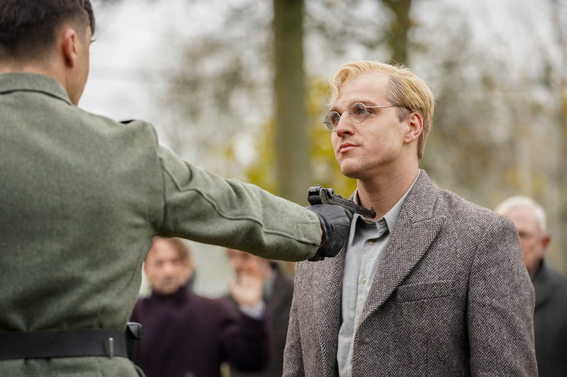 映画「ボンヘッファー　ヒトラーを暗殺しようとした牧師」　「信仰と抵抗」の生涯描く