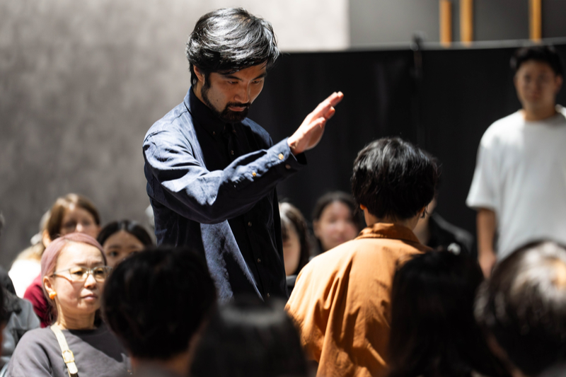 １５人の演者でマルコ福音書を再現、観客をイエスの物語に引き込む「マルコドラマ」