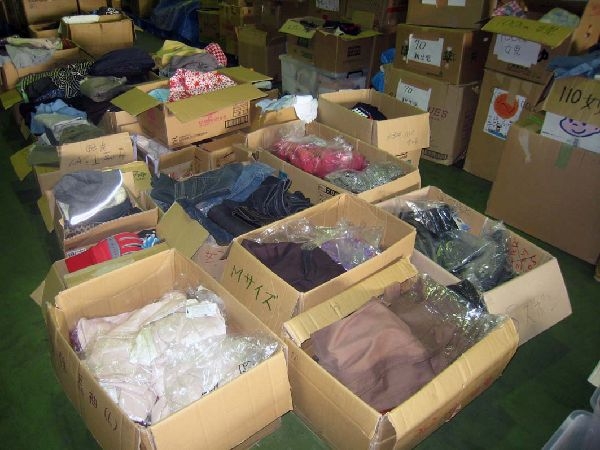 仙台市若林区卸町東にあるJIFH物資倉庫の様子（写真提供＝国際飢餓対策機構）。