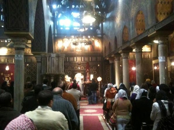  　エジプトカイロ市街にあるコプト正教会の礼拝の様子。２０１２年２月９日（写真提供：米ＣＰ）