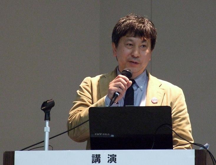 日本福音ルーテル稔台教会牧師の内藤新吾氏、２０１２年２月１８日、梅窓院祖師堂（東京都港区）で。