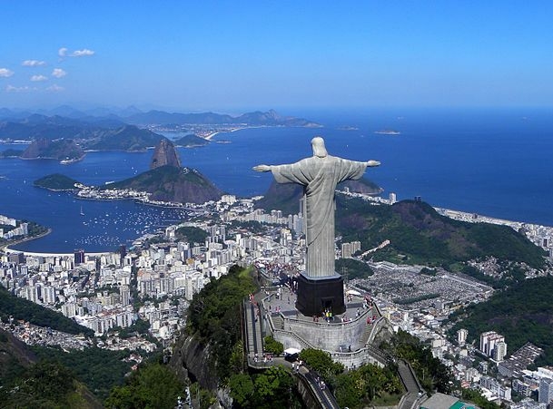 プロテスタント２５万人超がブラジルで宗教の自由求め行進